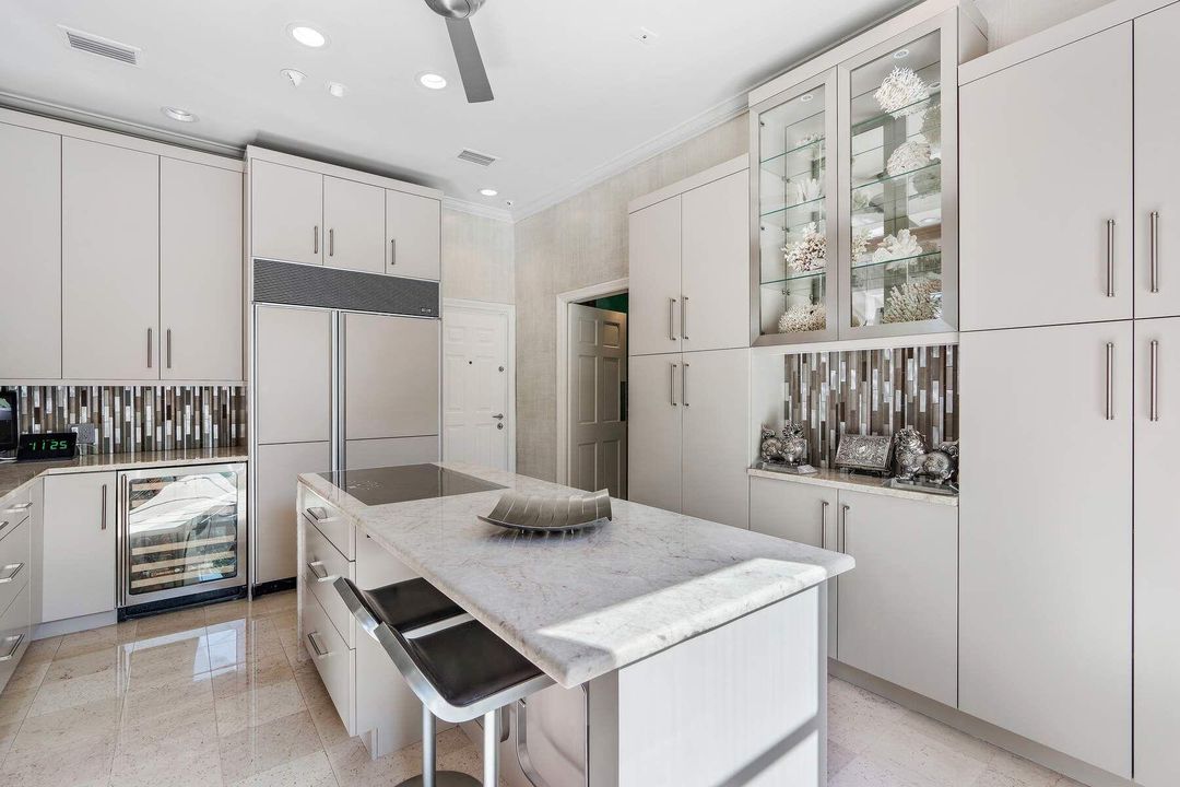 待售: $9,495,000 (4 贝兹, 3 浴室, 3490 平方英尺)