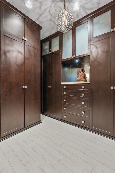 待售: $9,495,000 (4 贝兹, 3 浴室, 3490 平方英尺)