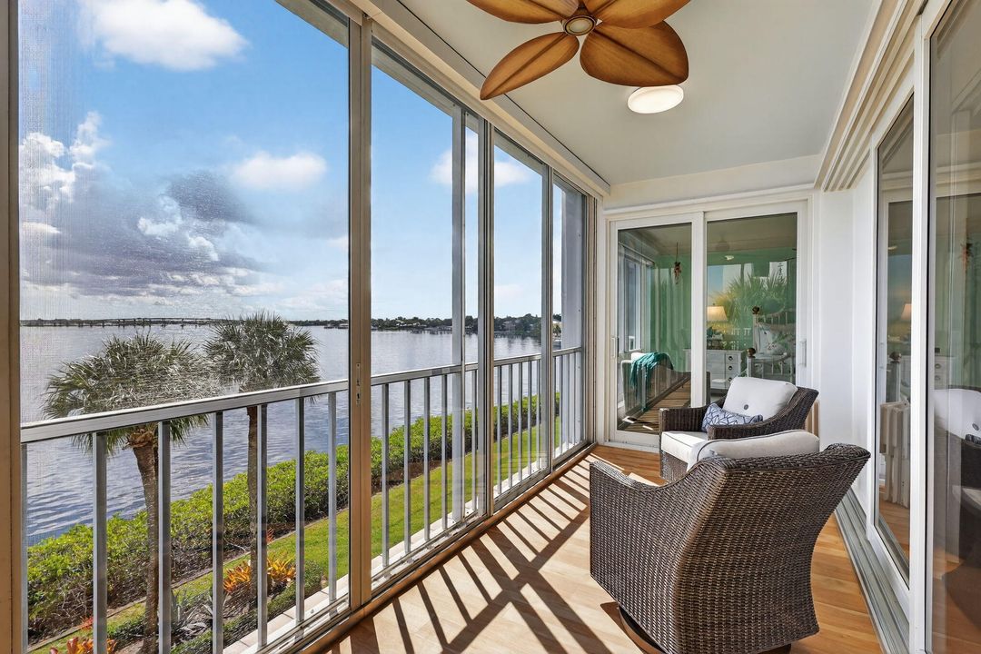 待售: $1,075,000 (3 贝兹, 2 浴室, 2165 平方英尺)