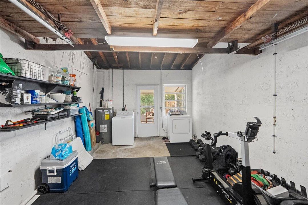 合同活跃: $435,000 (3 贝兹, 2 浴室, 1540 平方英尺)