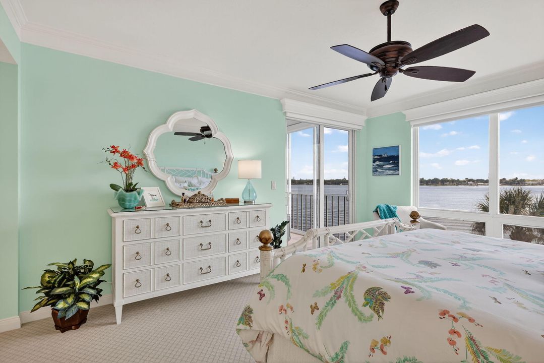 待售: $1,075,000 (3 贝兹, 2 浴室, 2165 平方英尺)