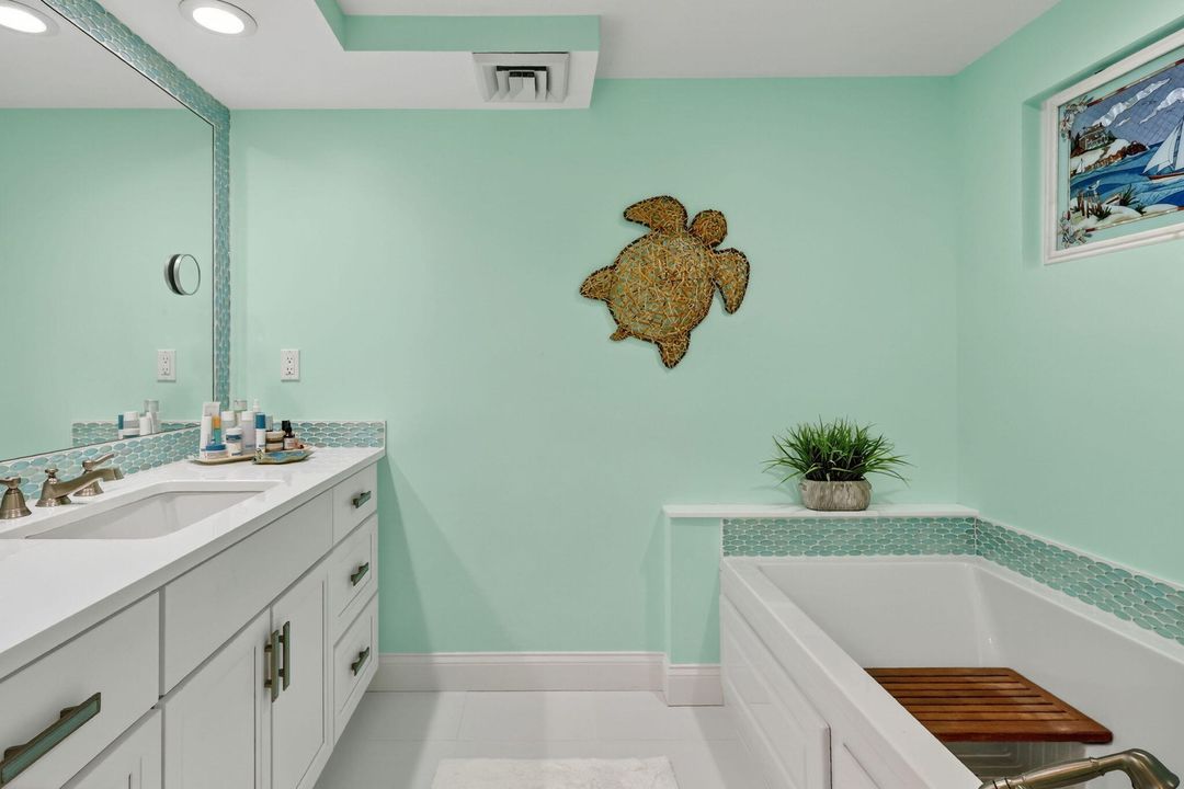 待售: $1,075,000 (3 贝兹, 2 浴室, 2165 平方英尺)