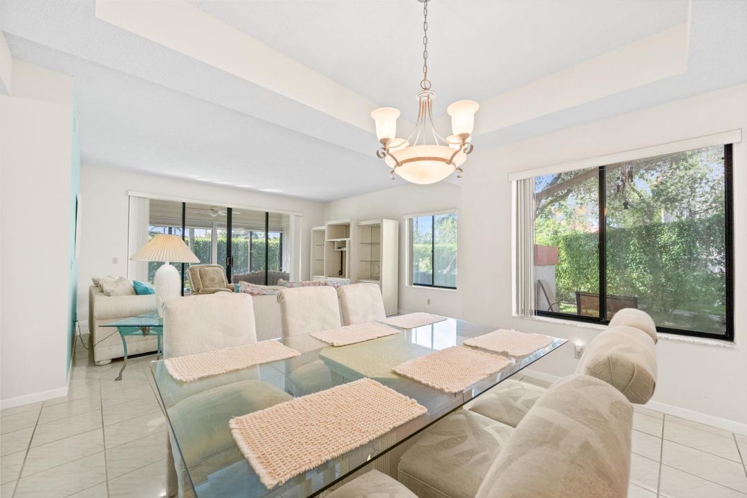 Active With Contract: $225,000 (2 beds, 2 baths, 1496 Square Feet)