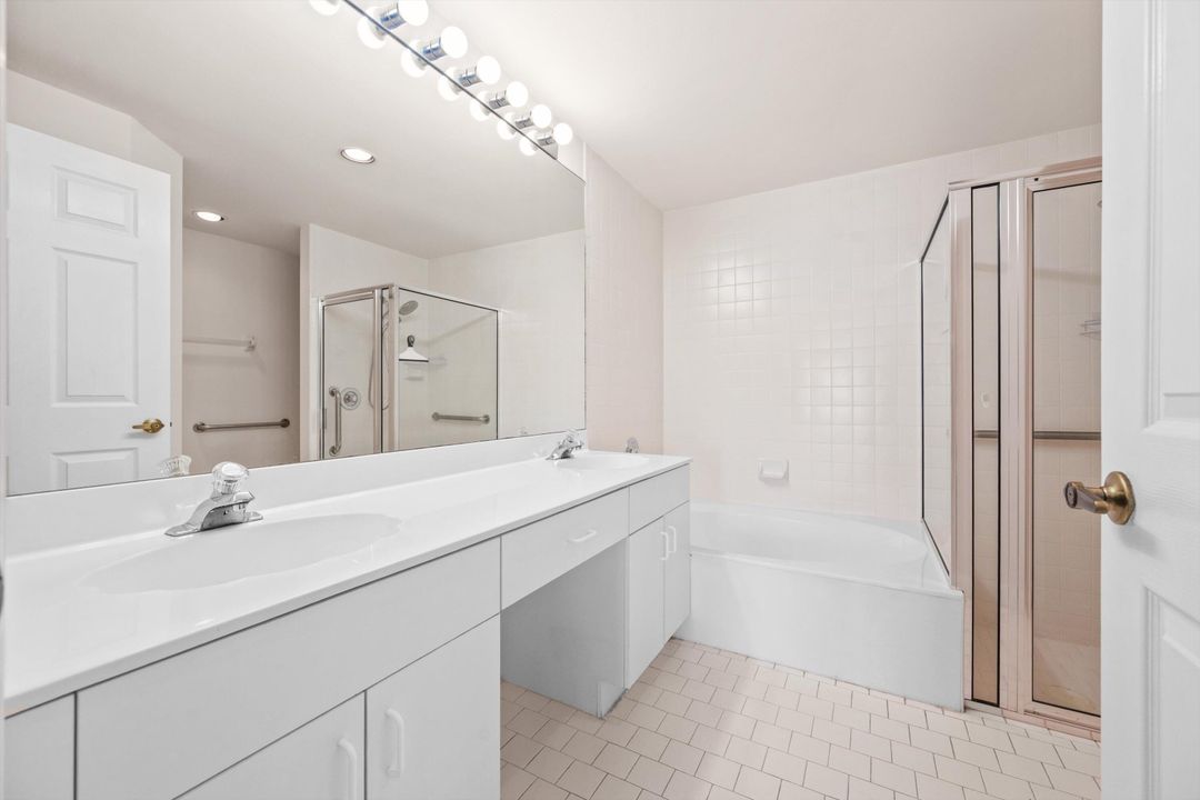 Active With Contract: $225,000 (2 beds, 2 baths, 1496 Square Feet)