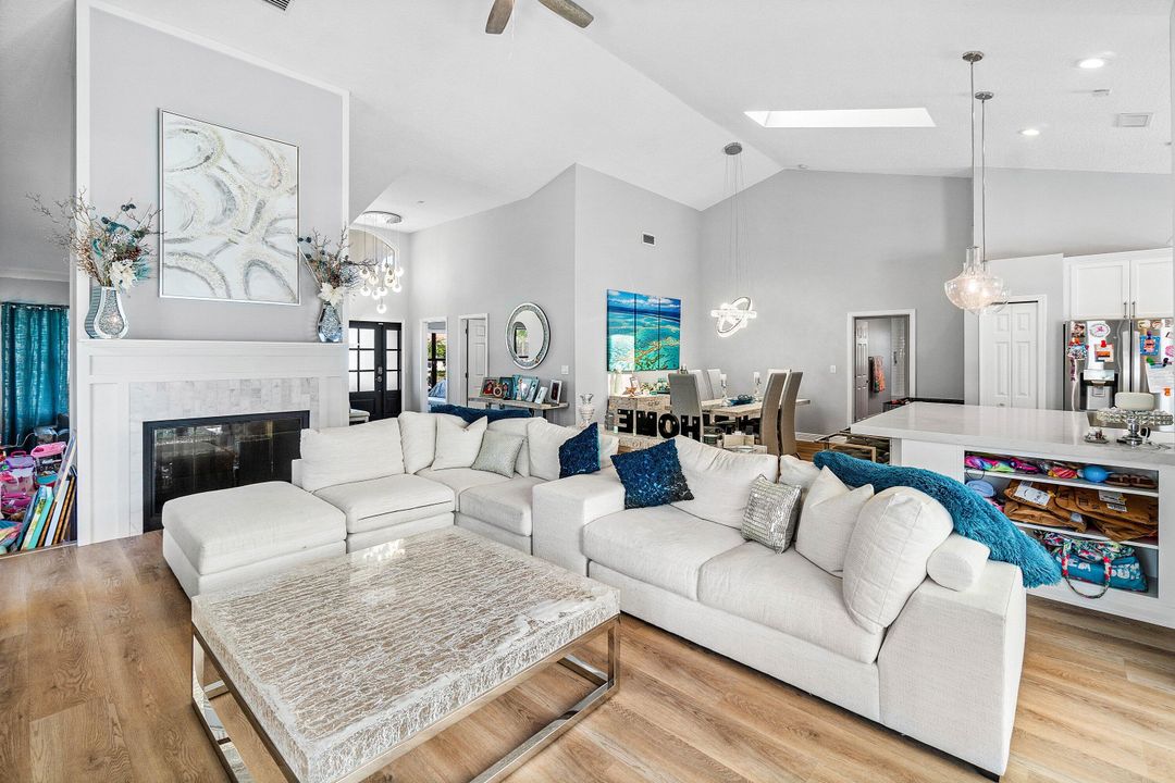 待售: $1,525,000 (4 贝兹, 2 浴室, 2257 平方英尺)