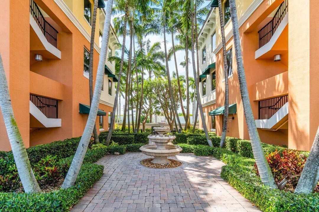 Active With Contract: $379,900 (0 beds, 0 baths, 1063 Square Feet)