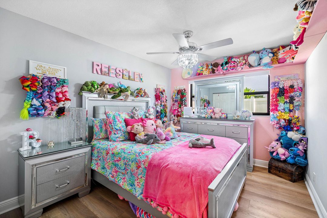 待售: $1,525,000 (4 贝兹, 2 浴室, 2257 平方英尺)