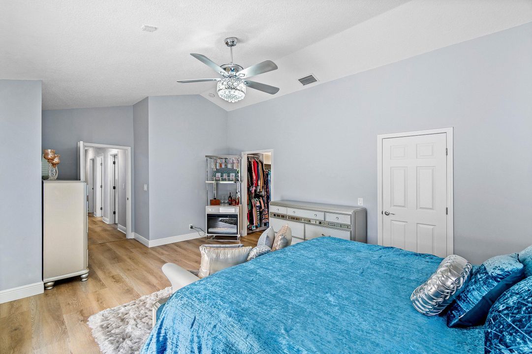 待售: $1,525,000 (4 贝兹, 2 浴室, 2257 平方英尺)