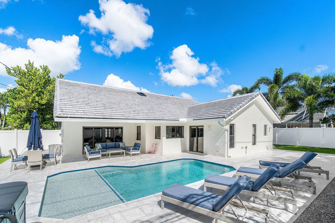 待售: $1,525,000 (4 贝兹, 2 浴室, 2257 平方英尺)