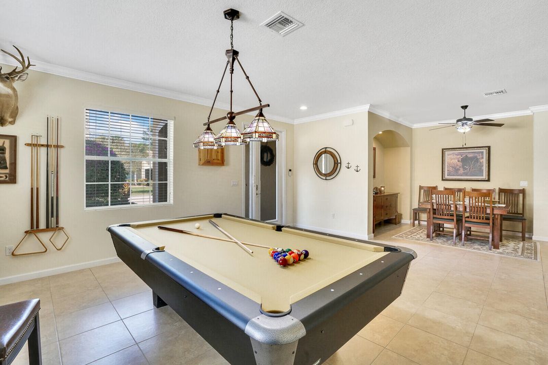 For Sale: $705,000 (4 beds, 3 baths, 2417 Square Feet)