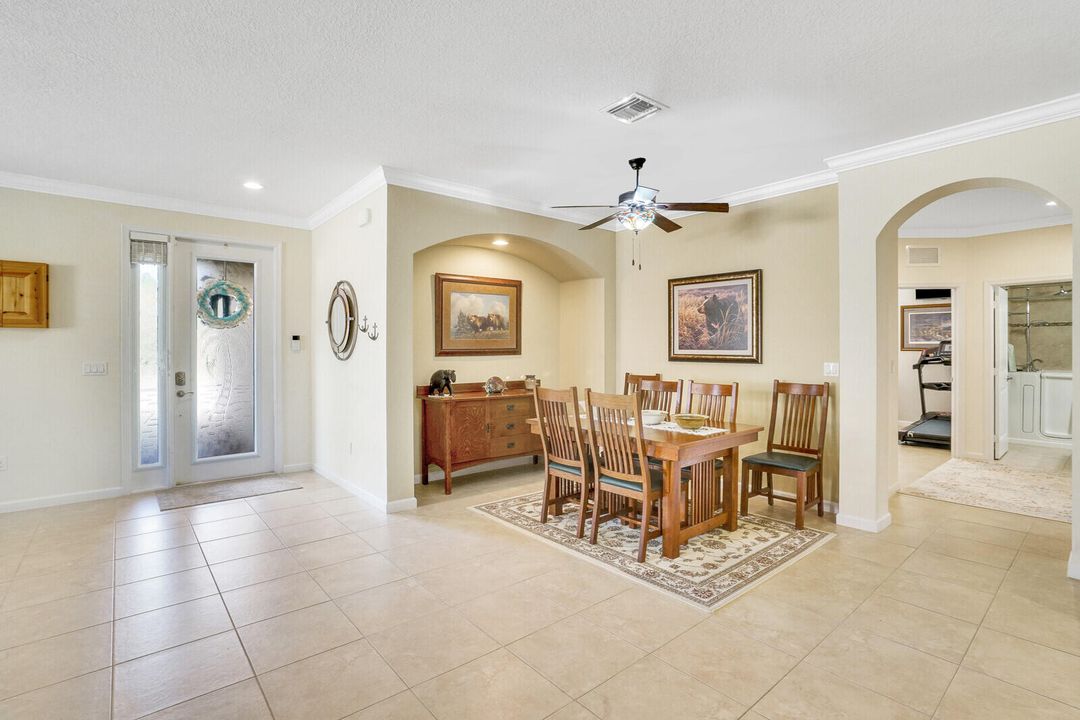 For Sale: $705,000 (4 beds, 3 baths, 2417 Square Feet)