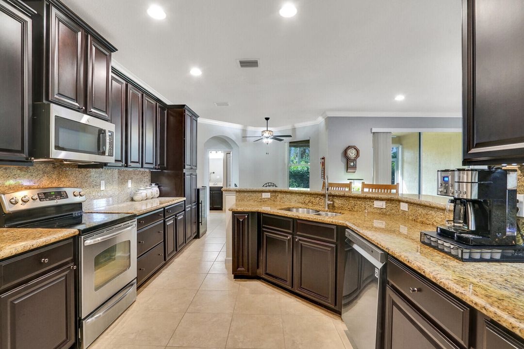 For Sale: $705,000 (4 beds, 3 baths, 2417 Square Feet)