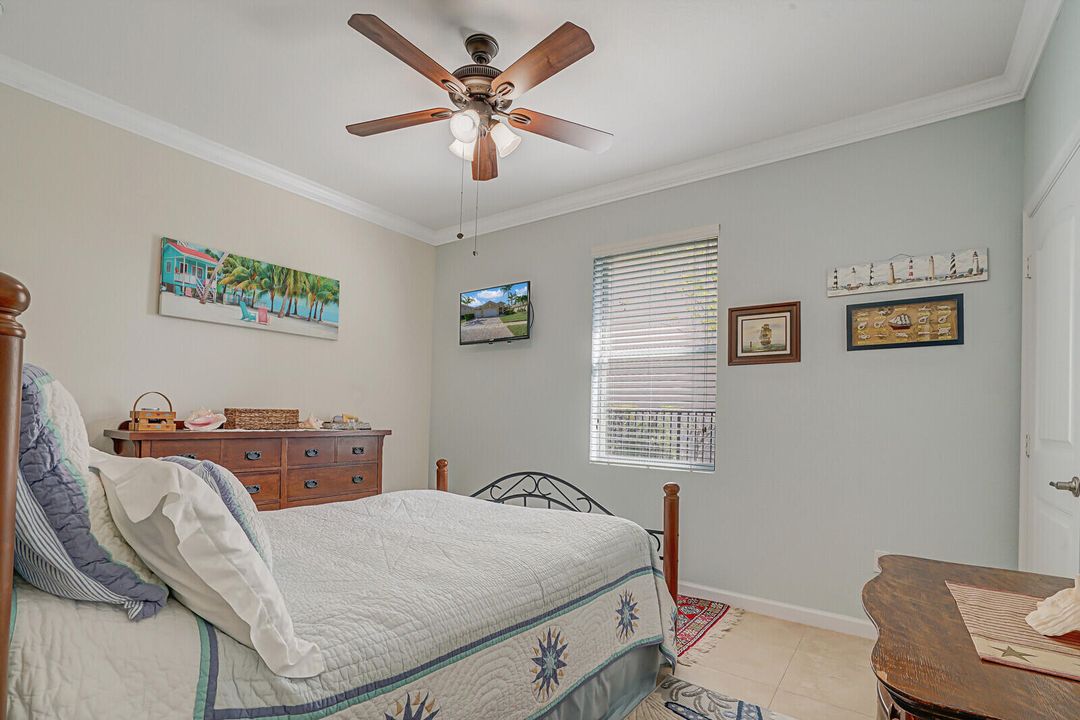 For Sale: $705,000 (4 beds, 3 baths, 2417 Square Feet)