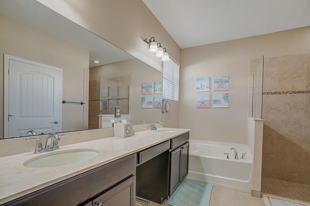 For Sale: $705,000 (4 beds, 3 baths, 2417 Square Feet)