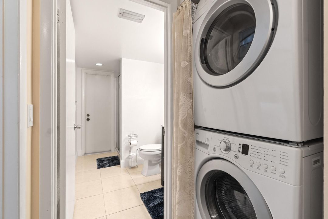 For Sale: $485,000 (3 beds, 2 baths, 1276 Square Feet)