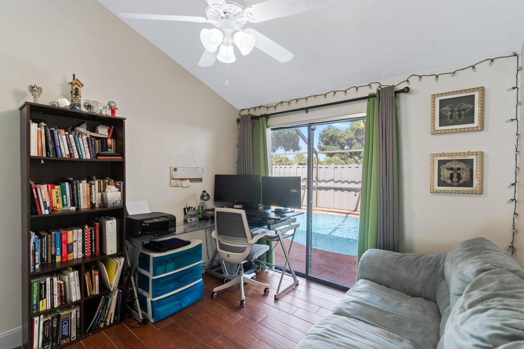 For Sale: $485,000 (3 beds, 2 baths, 1276 Square Feet)