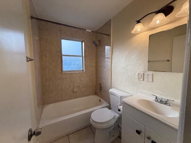 For Rent: $1,650 (2 beds, 1 baths, 3504 Square Feet)