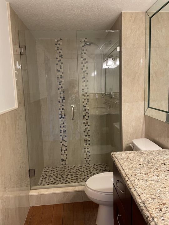 Active With Contract: $2,150 (2 beds, 2 baths, 1062 Square Feet)