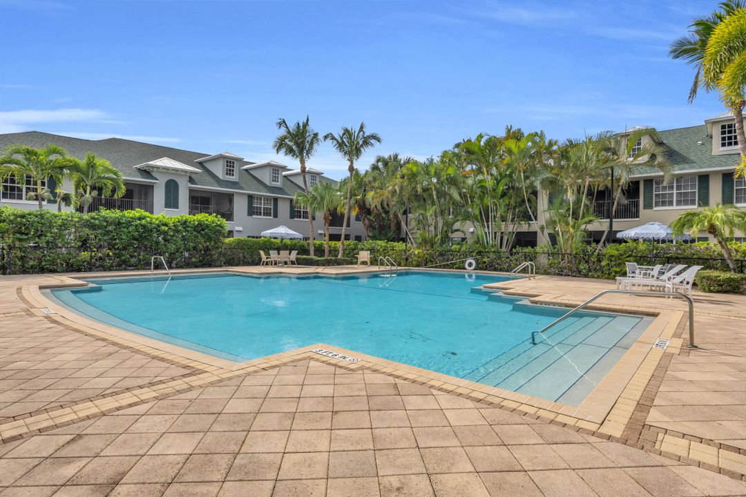 Activo con contrato: $484,000 (3 camas, 2 baños, 1959 Pies cuadrados)