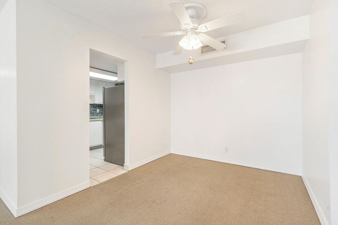 Active With Contract: $2,750 (2 beds, 2 baths, 1247 Square Feet)