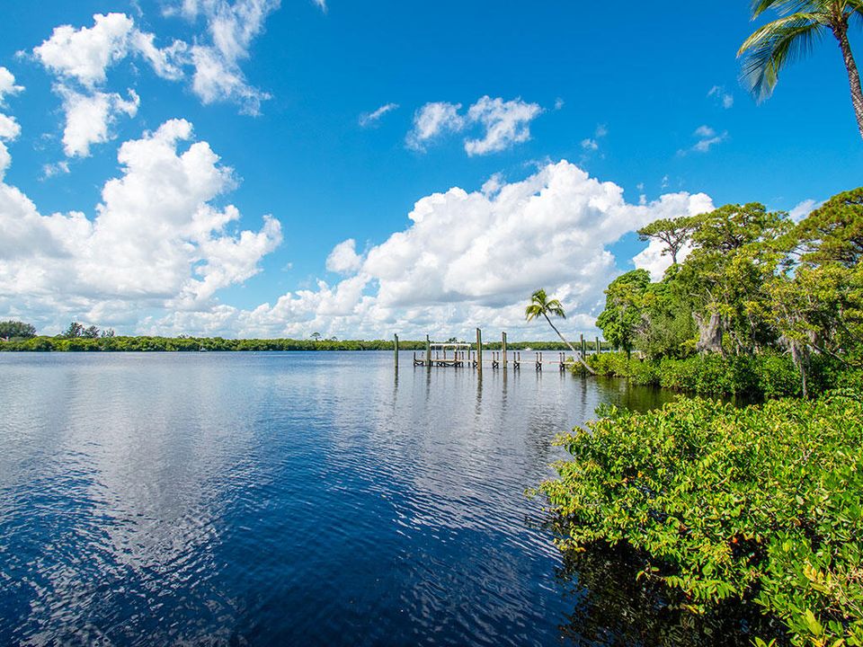 На продажу: $475,000 (3 спален, 3 ванн, 1713 Квадратных фут)