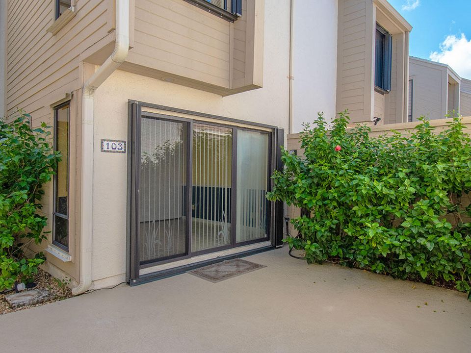 На продажу: $475,000 (3 спален, 3 ванн, 1713 Квадратных фут)