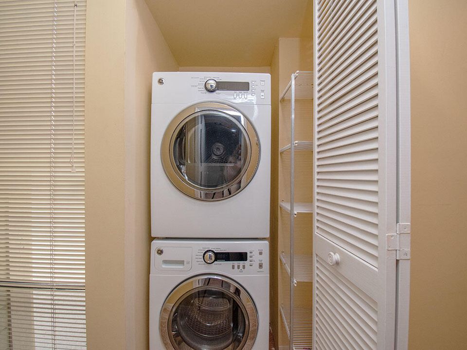 На продажу: $475,000 (3 спален, 3 ванн, 1713 Квадратных фут)