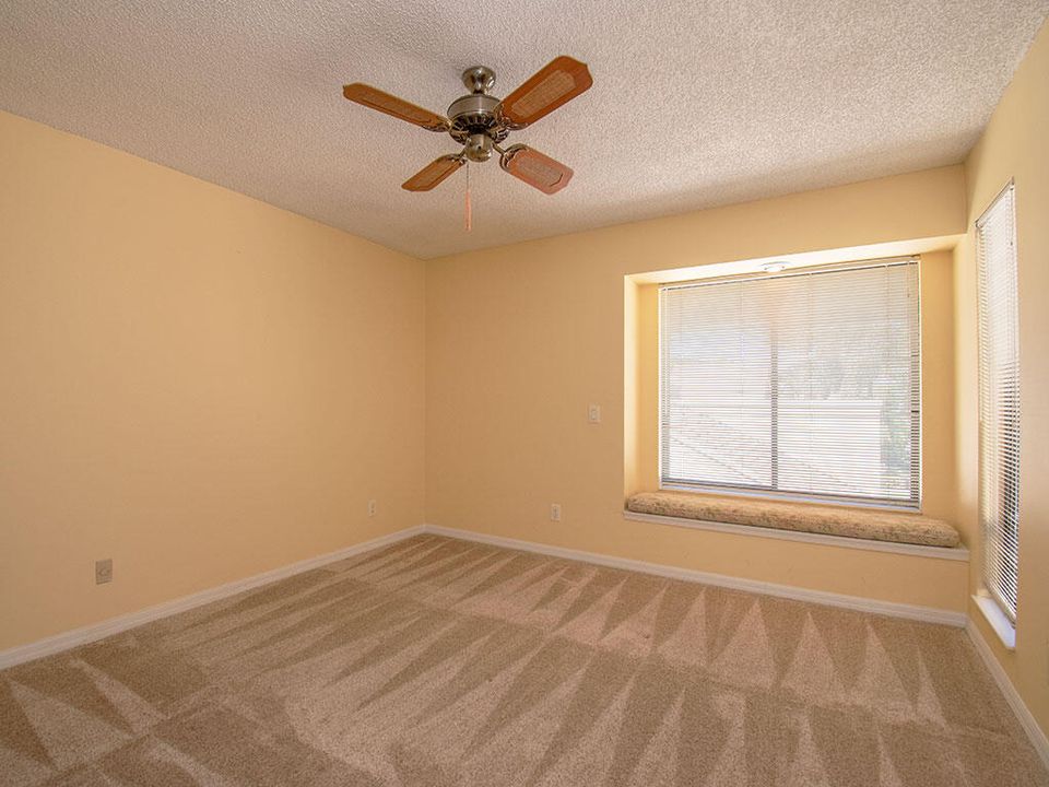 На продажу: $475,000 (3 спален, 3 ванн, 1713 Квадратных фут)