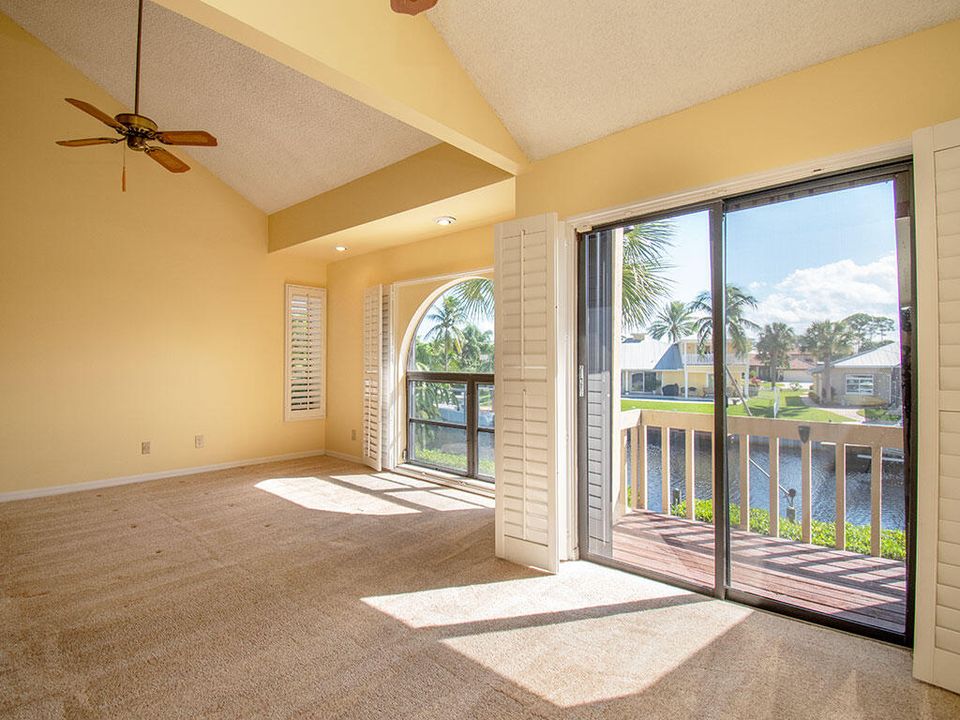 На продажу: $475,000 (3 спален, 3 ванн, 1713 Квадратных фут)