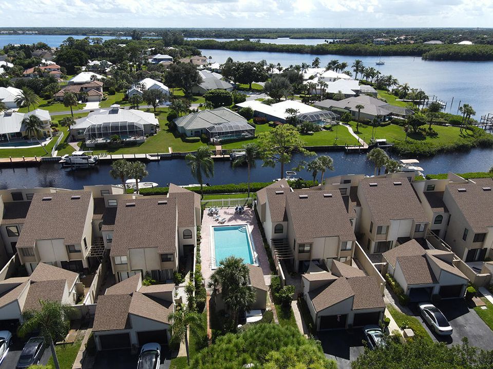 На продажу: $475,000 (3 спален, 3 ванн, 1713 Квадратных фут)