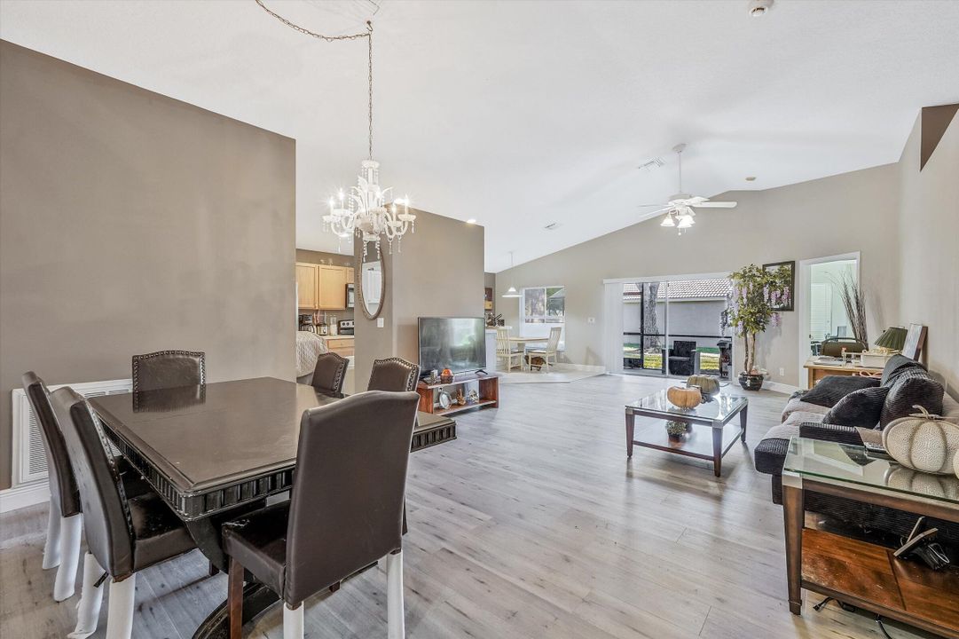 For Sale: $449,999 (3 beds, 2 baths, 1798 Square Feet)