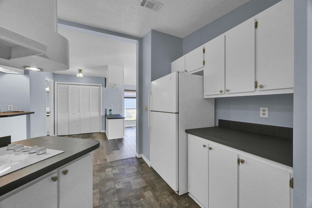 En Venta: $230,000 (2 camas, 2 baños, 1560 Pies cuadrados)