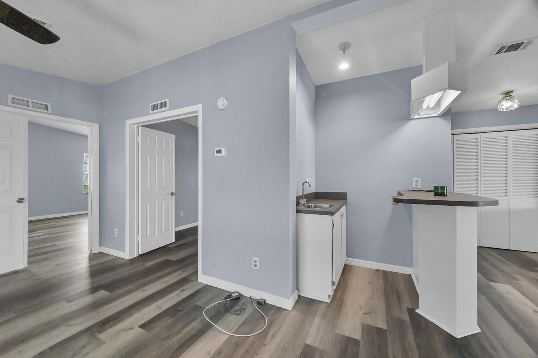 En Venta: $230,000 (2 camas, 2 baños, 1560 Pies cuadrados)