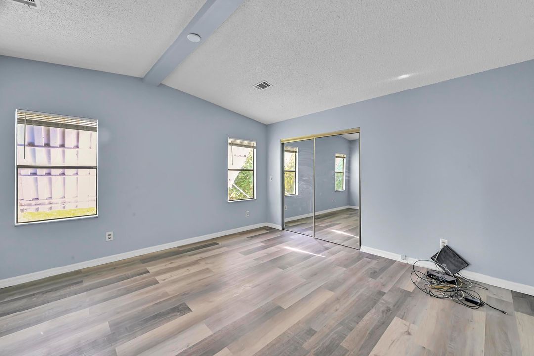 En Venta: $230,000 (2 camas, 2 baños, 1560 Pies cuadrados)