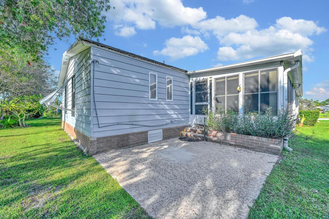 En Venta: $230,000 (2 camas, 2 baños, 1560 Pies cuadrados)