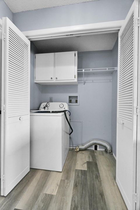 En Venta: $230,000 (2 camas, 2 baños, 1560 Pies cuadrados)