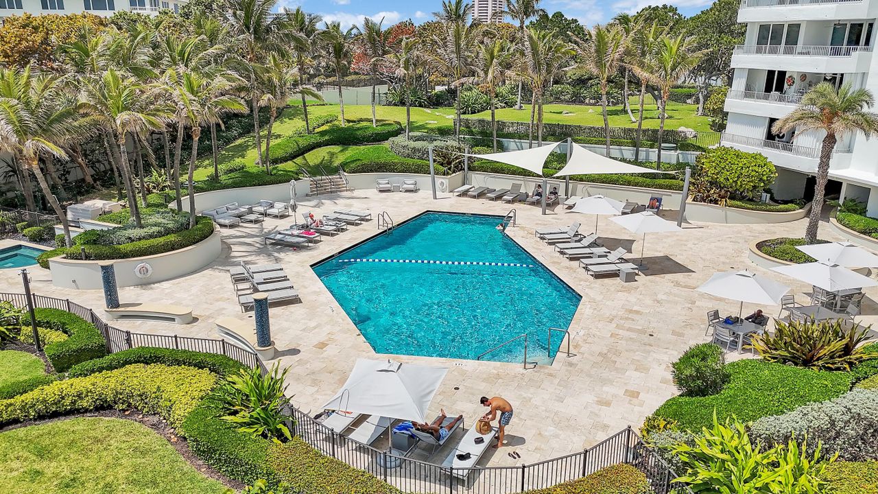 For Sale: $1,650,000 (2 beds, 2 baths, 1446 Square Feet)