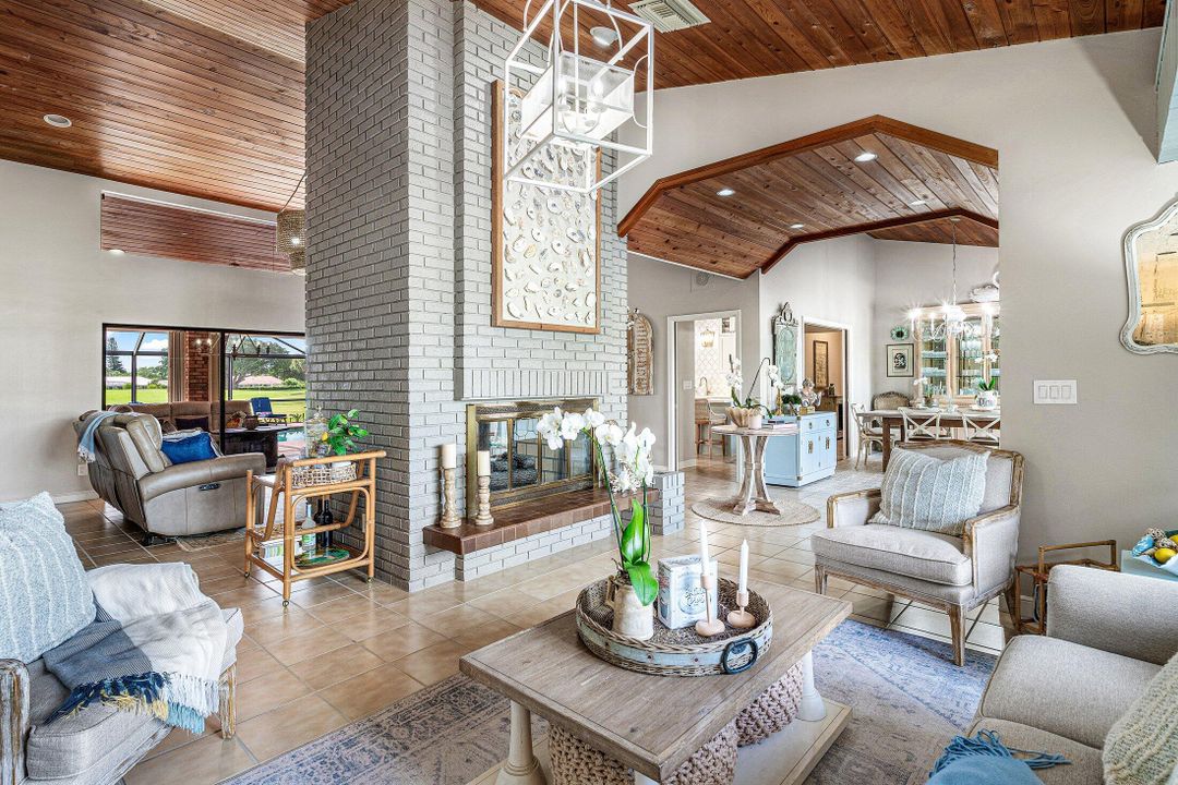 For Sale: $1,850,000 (4 beds, 3 baths, 3907 Square Feet)