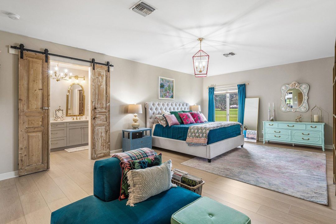 For Sale: $1,850,000 (4 beds, 3 baths, 3907 Square Feet)