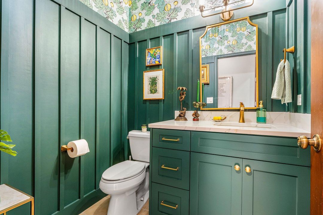 For Sale: $1,850,000 (4 beds, 3 baths, 3907 Square Feet)