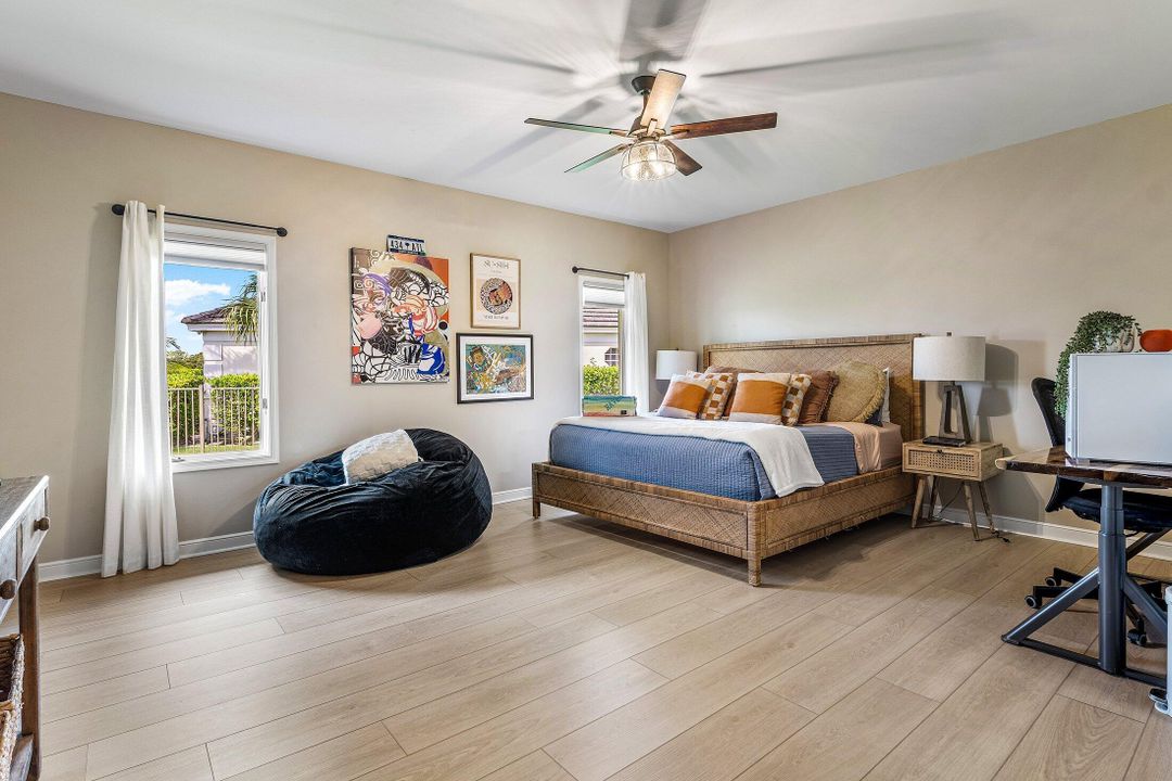 For Sale: $1,850,000 (4 beds, 3 baths, 3907 Square Feet)