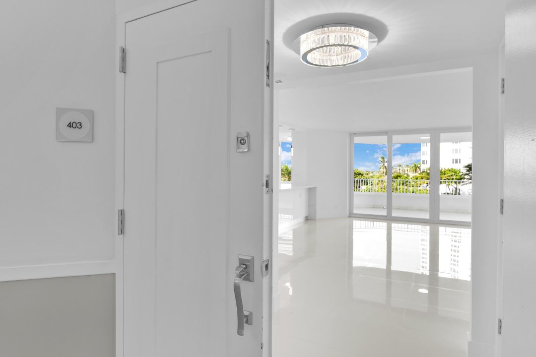 For Sale: $1,650,000 (2 beds, 2 baths, 1446 Square Feet)