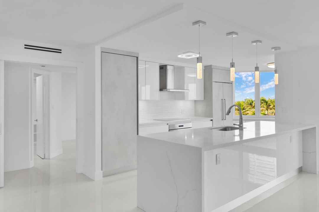 For Sale: $1,650,000 (2 beds, 2 baths, 1446 Square Feet)