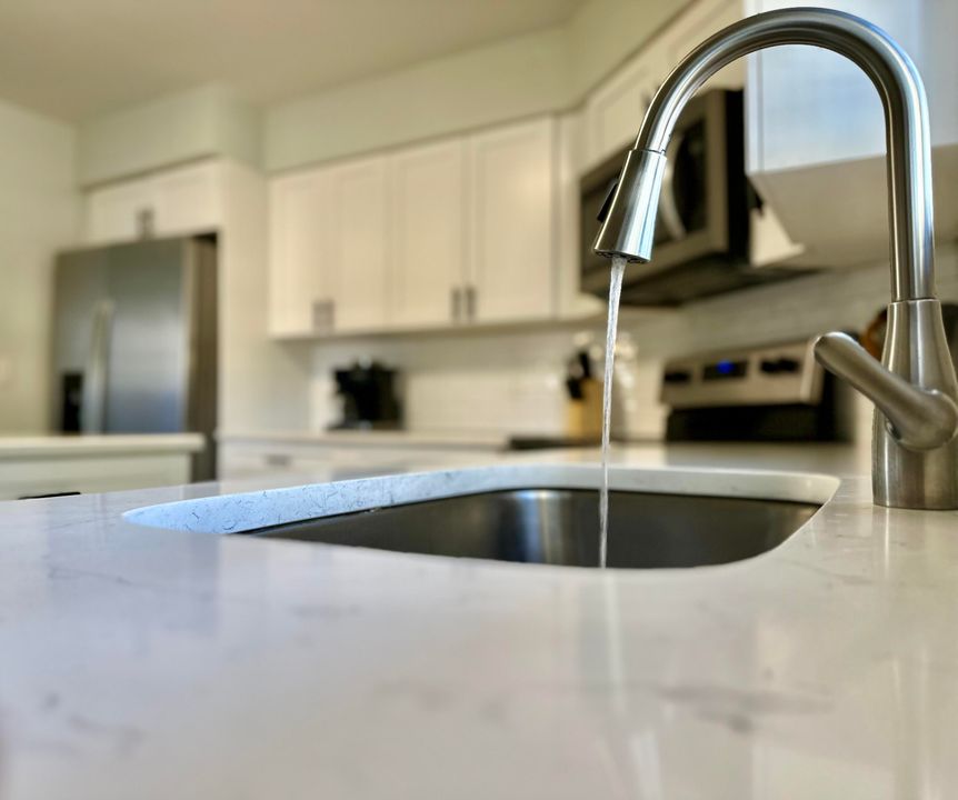 For Rent: $2,900 (3 beds, 2 baths, 1108 Square Feet)