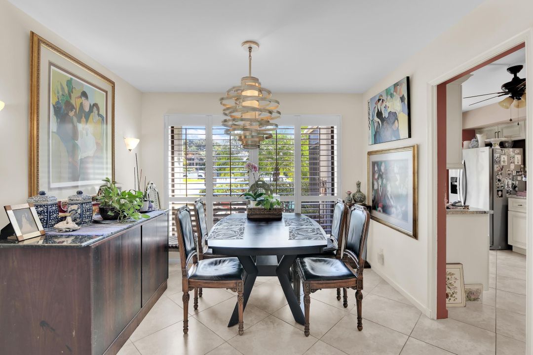 For Sale: $585,000 (3 beds, 2 baths, 1958 Square Feet)