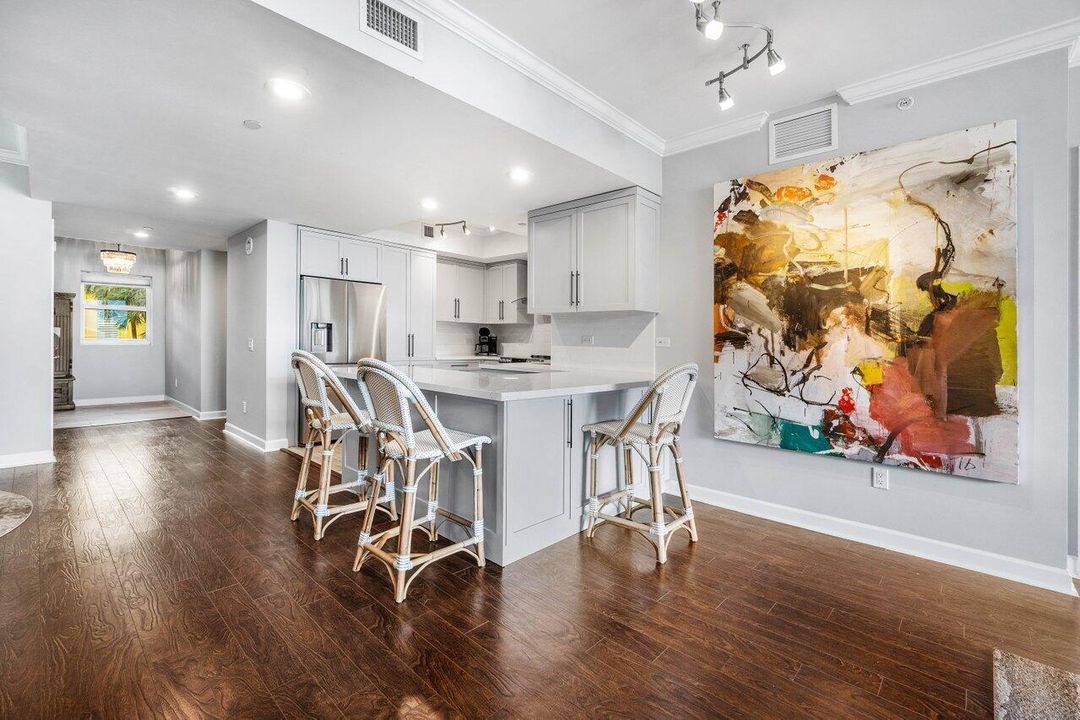 For Rent: $4,500 (2 beds, 2 baths, 1744 Square Feet)