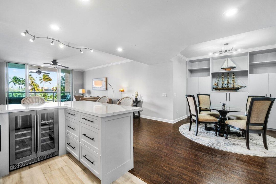 For Rent: $4,500 (2 beds, 2 baths, 1744 Square Feet)