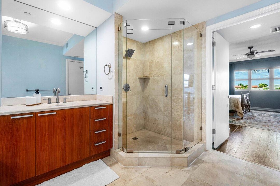 For Rent: $4,500 (2 beds, 2 baths, 1744 Square Feet)