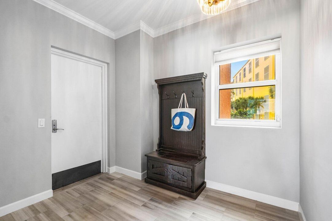 For Rent: $4,500 (2 beds, 2 baths, 1744 Square Feet)