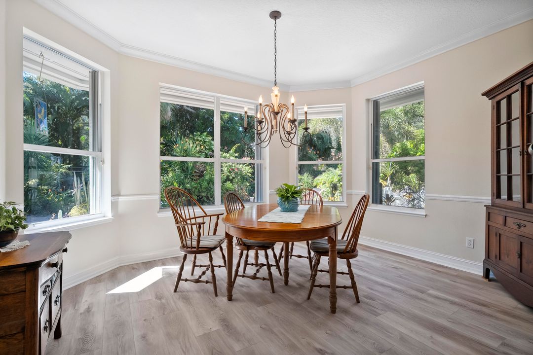 待售: $1,295,000 (4 贝兹, 3 浴室, 2729 平方英尺)